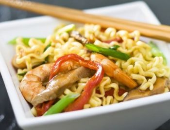 YAKISSOBA CAMARAO 